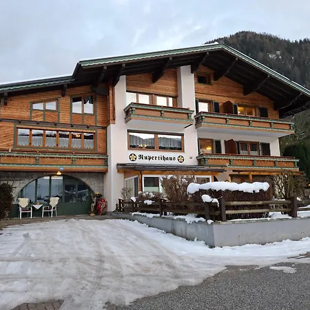 Rupertihaus Apartment *